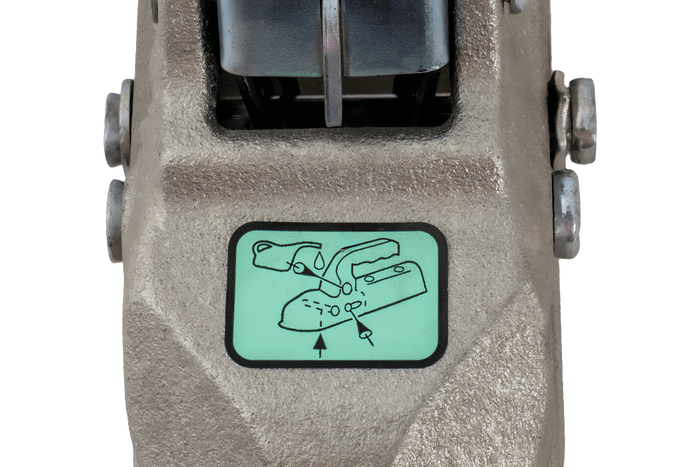 KNOTT K27-A gömbfejű vonóhorog 2700 kg-os pótkocsihoz, 50 mm-es öntöttvas csővonórúddal 