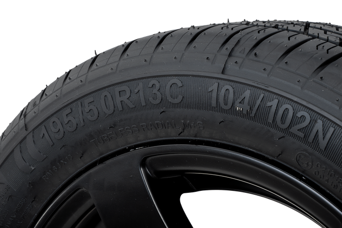 Erősített pótkocsi kerék KENDA GUMIABRONCS 195/50 R13C 104/102N ALUMÍNIUM FELNI STARCO fekete 6Jx13"H2 5x112 ET:30
