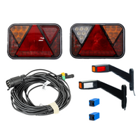 Lámpakészlet: FRISTOM FT-270 LED hátsó lámpák + FRISTOM FT-145 LED helyzetjelzők + MANTES 7m 7 tűs kábelköteg