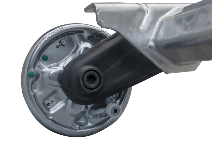 AL-KO COMPACT fékező tengely pótkocsihoz/szállítóhoz 1350kg 1510mm 1880mm 5x112