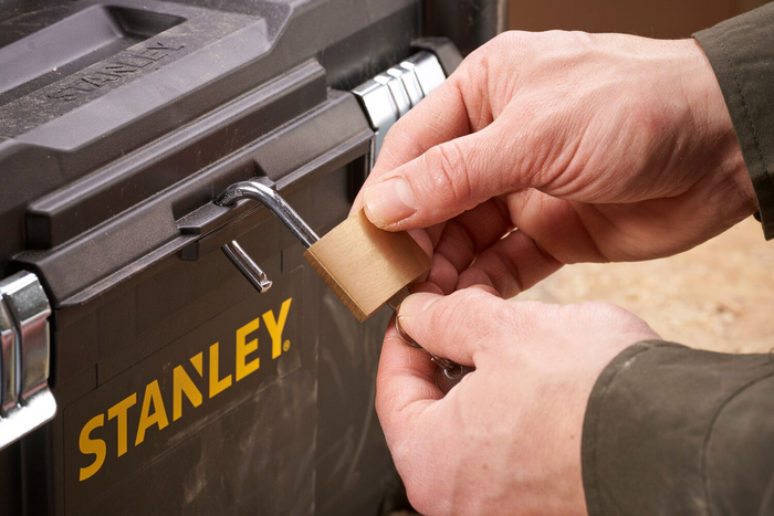 STANLEY ESSENTIAL STST1-75521 szerszámosláda 480x250x250mm 16.8l