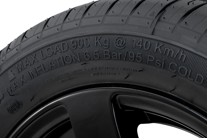Erősített pótkocsi kerék KENDA GUMIABRONCS 195/50 R13C 104/102N ALUMÍNIUM FELNI STARCO fekete 6Jx13"H2 5x112 ET:30