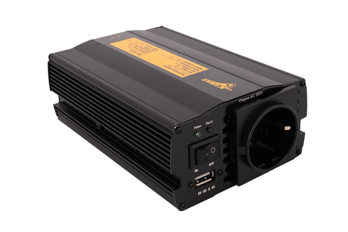 Feszültségváltó 24V/230V (300/600W) KAMAR E1923