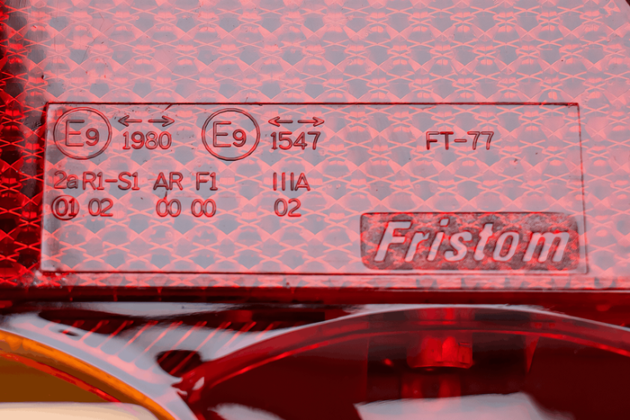 Hátsó lámpa FRISTOM FT-77 5 funkciós jobb oldali