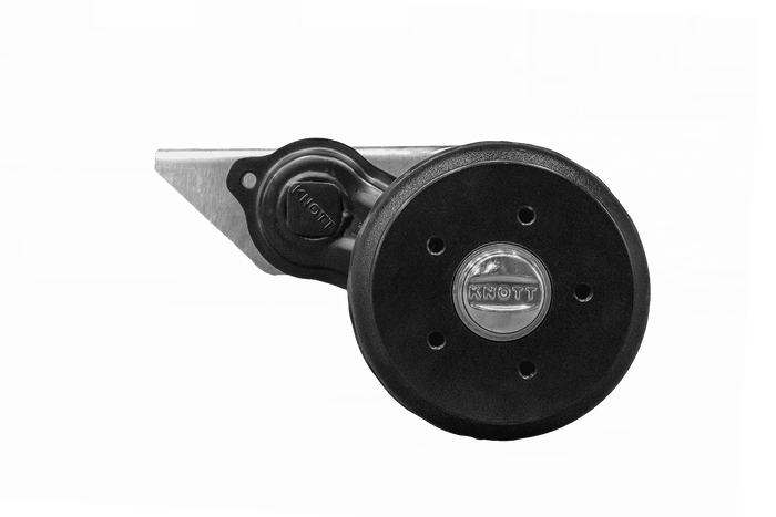 KNOTT VGB13-M fékező tengely pótkocsihoz/szállítóhoz 1350kg 1300mm 1770mm 5x112