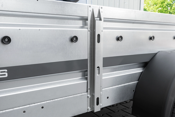30 cm-es pótkocsi oldalmerevítő készlet UNITRAILER Gardenhez