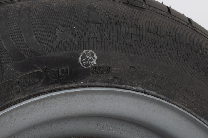 OUTLET Koło do przyczepki OPONA KENDA 145/80 R13 78N FELGA KENDA 4Jx13"H2 4x100 ET:30