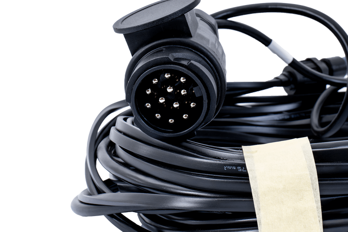 MANTES elektromos szerelés, utánfutó kábelköteg, 8 m, 13 tűs csatlakozó, 2x 5 tűs bajonettzár