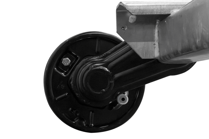 KNOTT VGB13M fékezett tengely pótkocsihoz/autószállítóhoz 1350kg 1900mm 2350mm 5x112