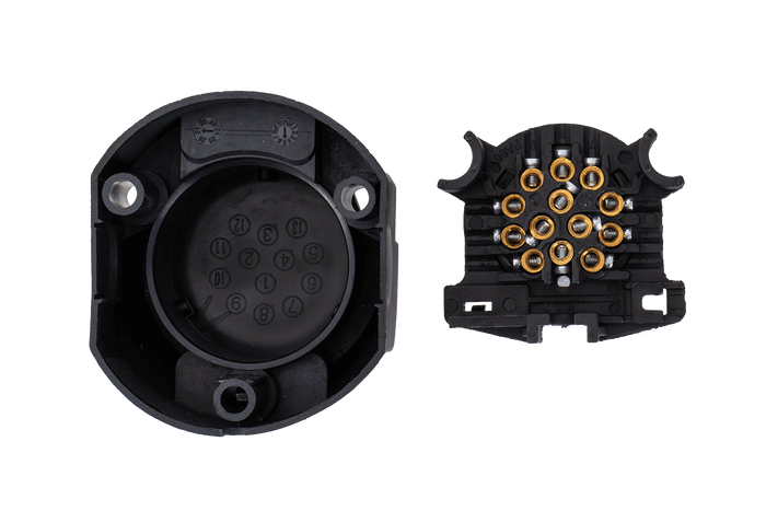 KAMAR 13-tűs vonóhorog-aljzat