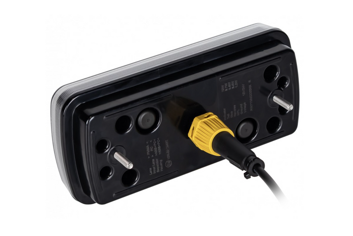 KAMAR X-SPIDER L2431 hátsó lámpa bajonettzárral 5 tűs 6 funkciós jobb