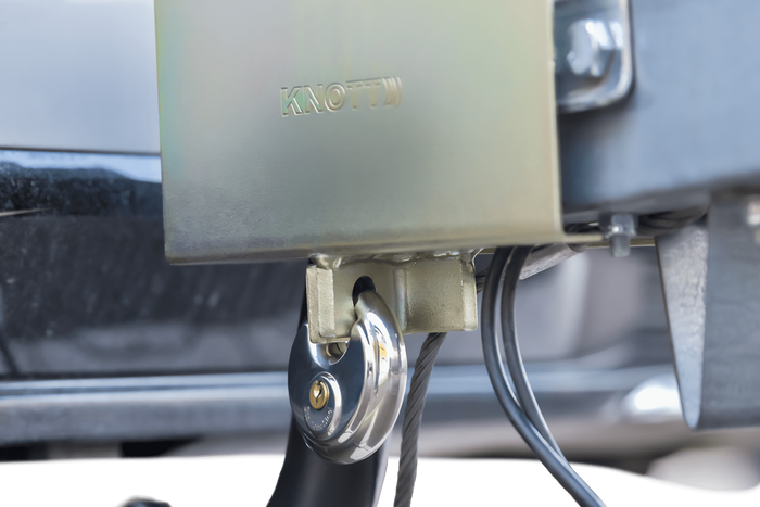 KNOTT utánfutó vonóhorog golyósvédő lopásgátló zár