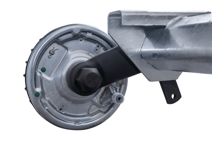 AL-KO EURO fékezett tengely pótkocsihoz/autószállítóhoz 1800kg 1750mm 2250mm 5x112