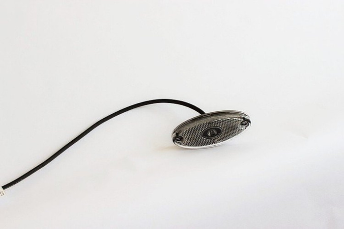 Két darabos ASPÖCK FLATPOINT II LED-es helyzetjelző lámpa szett, univerzális fehér