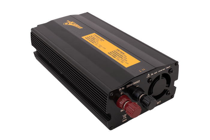 Feszültségátalakító 12V/230V (600/1200W) KAMAR E1924