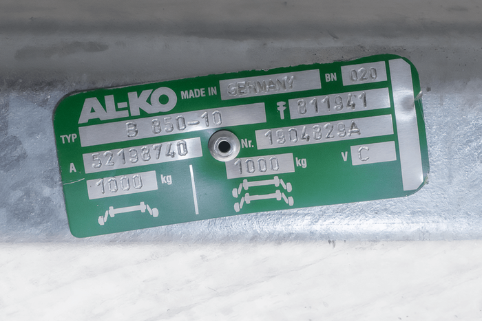 AL-KO COMPACT fékező tengely pótkocsihoz/szállítóhoz 1000kg 1685mm 2180mm 5x112