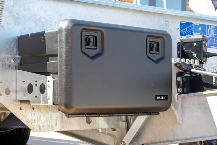 DAKEN 81204 ARKA szerszámosláda 655x450x470mm 74l