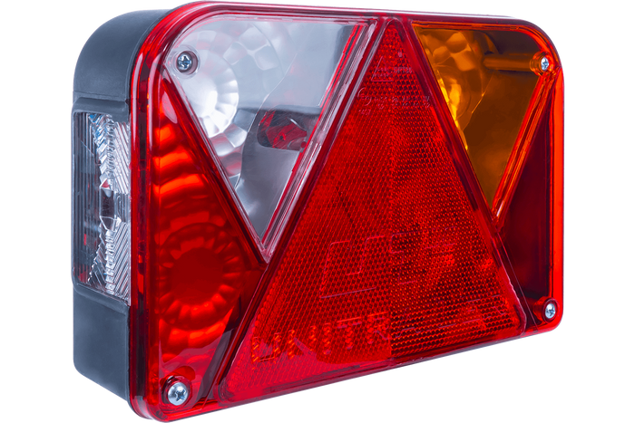 Lámpakészlet: DOBPLAST DPT35 hátsó lámpák + ASPÖCK FLEXIPOINT I oldalsó helyzetjelző lámpák + MANTES 5,2 m-es 13 tűs kábelköteg