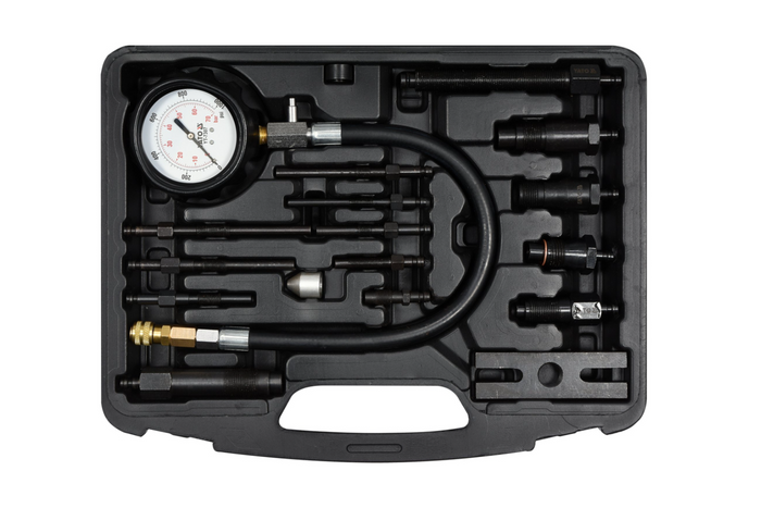 YATO YT-7307 kompressziós nyomásmérő 16 elemes dízelmotorokhoz.
