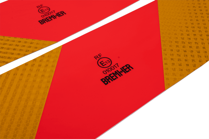 Matricák, fényvisszaverő matricák, rövid HERMON, nehézgépjármű-jelölő táblák, 565x132mm, bal+jobb