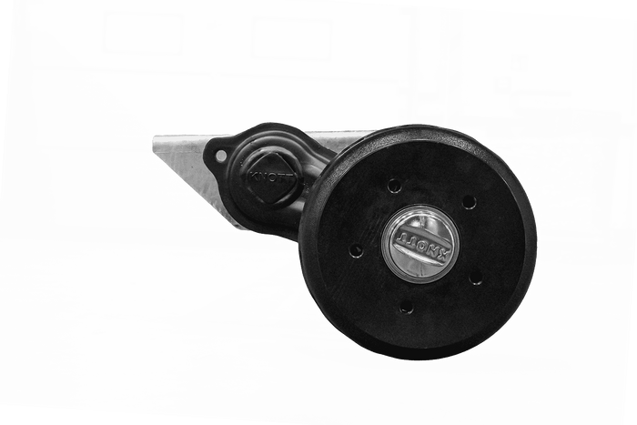 KNOTT VGB13-M fékezett tengely pótkocsihoz/szállítóhoz 1350kg 1750mm 2250mm 5x112