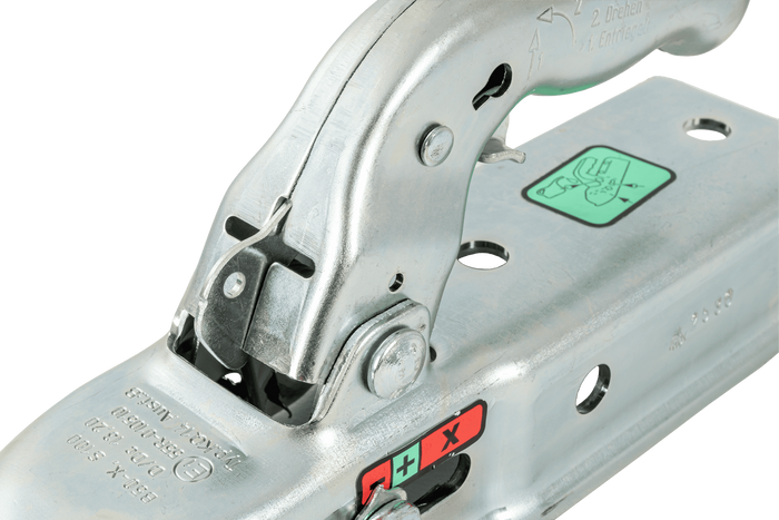 KNOTT KQ14-B gömbfejű vonóhorog 1400 kg-os pótkocsihoz, 60 mm-es négyzet alakú vonórúddal