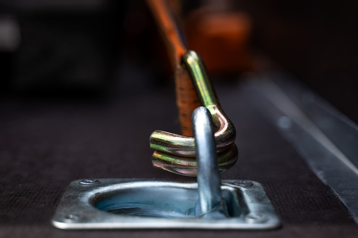 UNITRAILER 10m/50mm/5t szállítószalag feszítővel