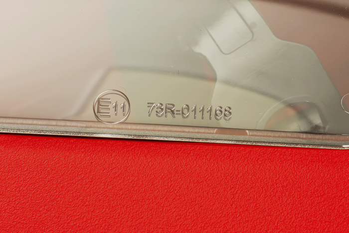 Tűzoltó készülék láda 6kg DAKEN 82070 ADAMANT 611x310x247mm piros