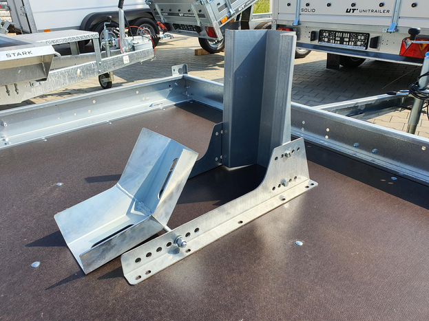 UNITRAILER motorkerékpár első kerékzár autó utánfutóhoz