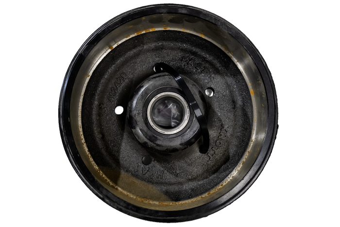 OUTLET KNOTT fékdob csapággyal pótkocsi tengelyhez 1350kg 200x50 5x112