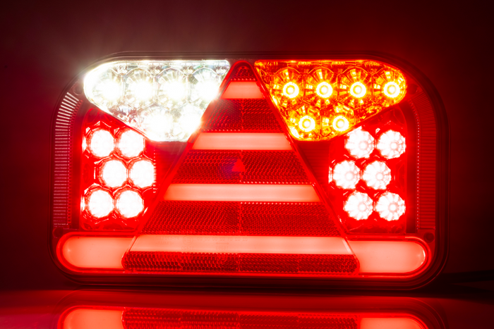 FRISTOM FT-170 LED hátsó lámpa 6 funkciós jobb oldali