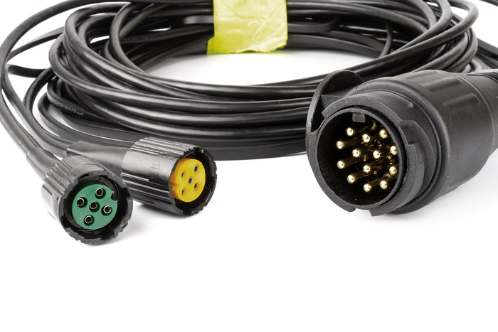 MANTES elektromos szerelés, utánfutó kábelköteg, 5,5 m, 13 tűs csatlakozó, 2x 5 tűs bajonettzár