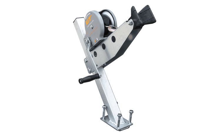 UNITRAILER szár csörlővel és konzollal csónakutánfutóhoz