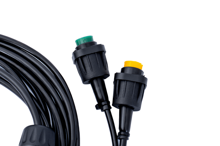 ASPÖCK MULTIPOINT V hátsó lámpák + MANTES 4m 7 tűs kábelköteg