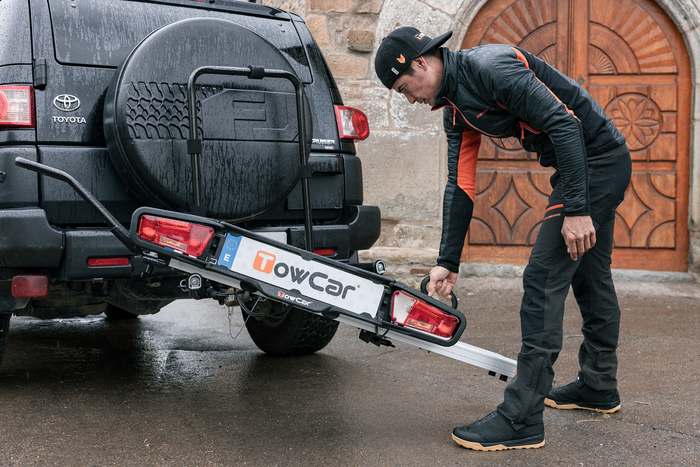 Towcar Balance - vonóhorogra szerelhető motorkerékpár-/kerékpártartó