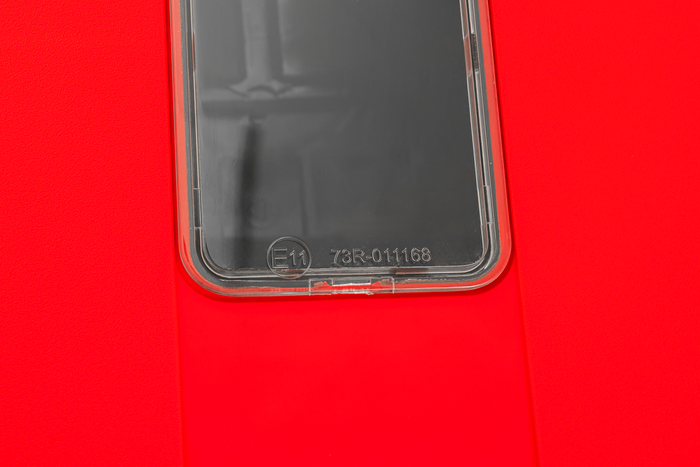 Tűzoltó készülék láda 6/9kg DAKEN 82130 REGON 715x335x240mm piros