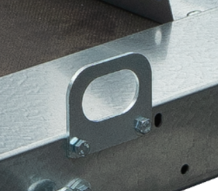 UNITRAILER szállítóhevederek rögzítése a MOTO utánfutóhoz