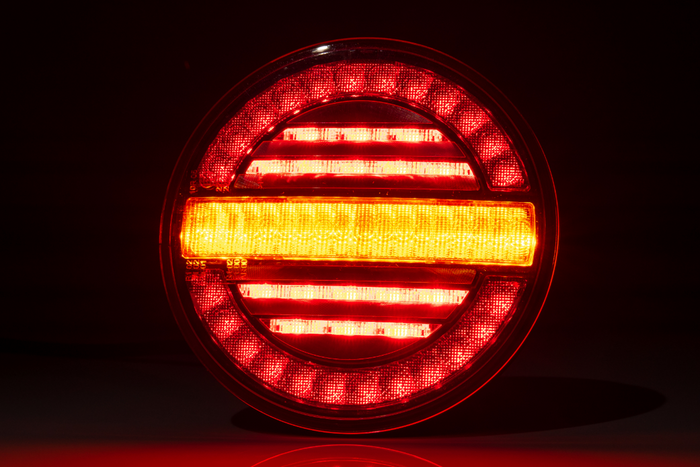 FRISTOM FT-213 LED hátsó lámpa 3 funkciós univerzális