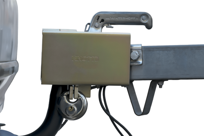 KNOTT utánfutó vonóhorog golyósvédő lopásgátló zár