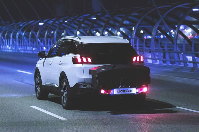 Vonóhorogra szerelhető csomagtartó doboz EVO városi fekete