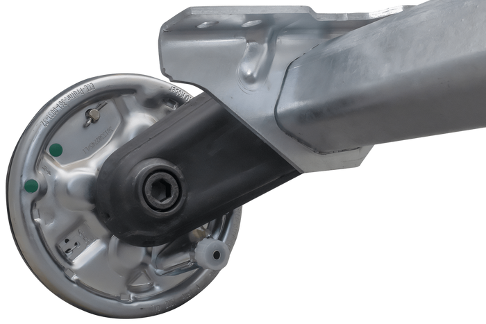 AL-KO COMPACT fékező tengely pótkocsihoz/szállítóhoz 1350kg 1750mm 2200mm 5x112