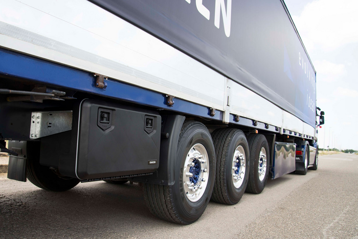 DAKEN 81006 WELVET szerszámosláda 830x500x470mm 120l