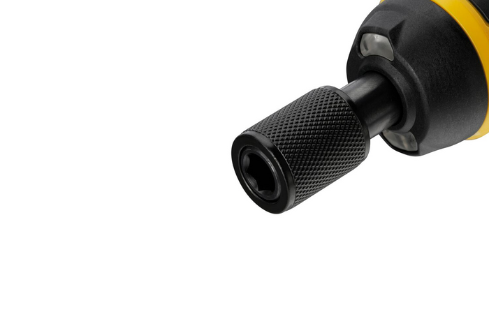 STANLEY 4V-os akkus csavarhúzó töltővel és bitekkel 