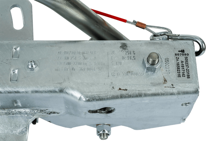 AL-KO 251S ráfutószerkezet AK270 vonóhoroggal 2700 kg-os pótkocsihoz V-típusú vonórúddal