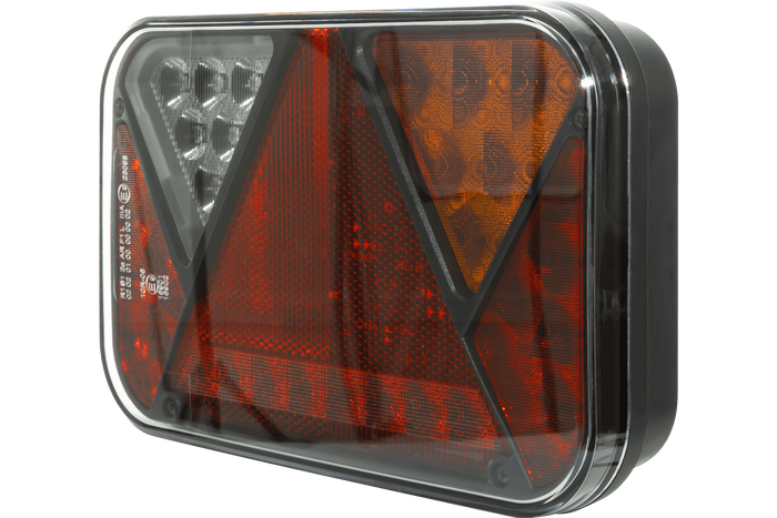 Lámpakészlet: FRISTOM LED hátsó lámpák + HORPOL LED oldalsó helyzetjelző lámpák + MANTES 5,2 m-es 7 tűs kábelköteg