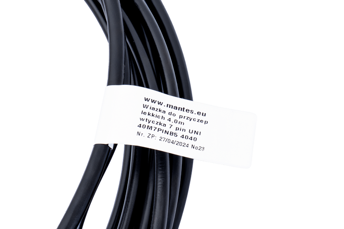 ASPÖCK MULTIPOINT V hátsó lámpák + MANTES 4m 7 tűs kábelköteg